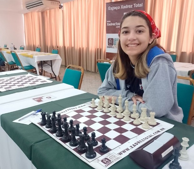 Conquista - Enxadrista de Penha conquista inédita titulação Mestre Nacional Feminino