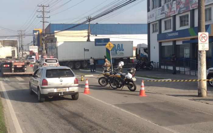 Itajaí – Ciclista morre atropelado por caminhão no bairro Cordeiros