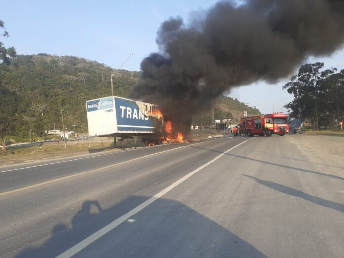 Atenção motoristas - Trecho da BR-470 em Gaspar terá restrição de tráfego nesta quinta-feira