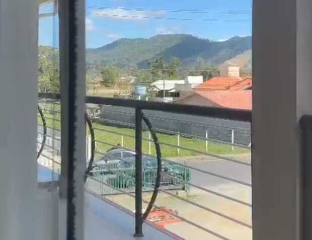 Penha – Mulher é assaltada dentro do próprio carro no bairro Gravatá