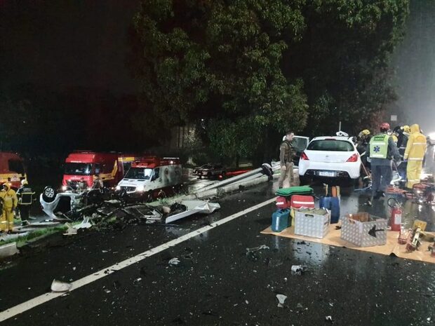 Tragédia da BR-282 - Quatro pessoas morrem em acidente na Via Expressa em Florianópolis