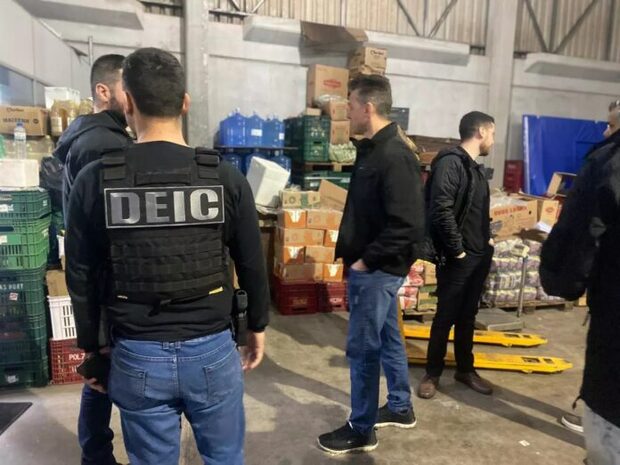 Operação Triangular – Polícia investiga irregularidades na compra de kits de alimentação em Barra Velha e São João do Itaperiú