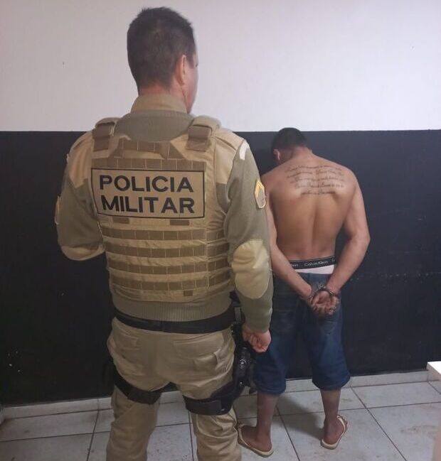 Balneário Piçarras – Jovem de 18 anos é preso com veículo furtado no bairro Itacolomi
