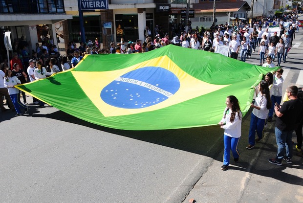Prefeitura de Balneário Piçarras confirma realização do desfile de 7 de Setembro
