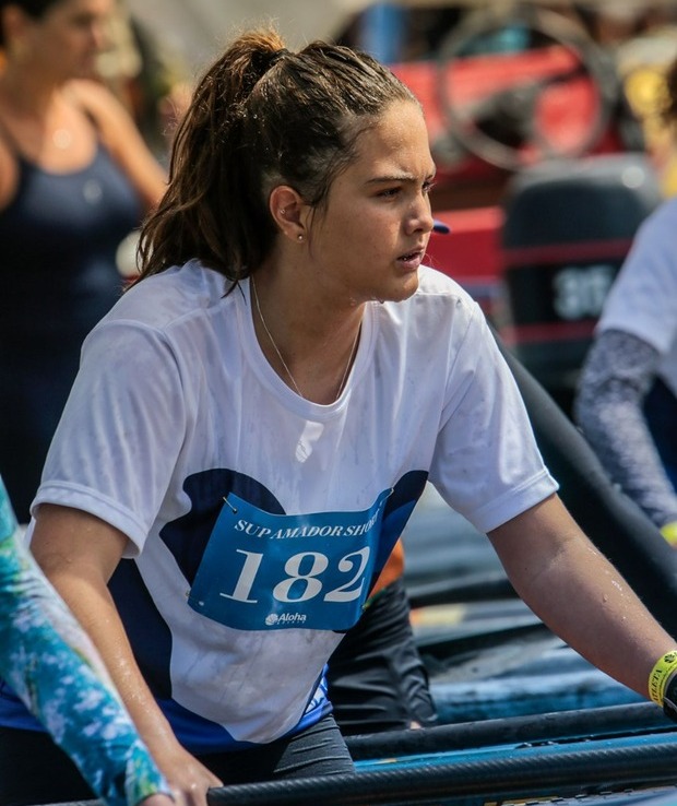 Penha - Rebeka Klotz faz história em Saquarema (RJ) e se classifica para o Mundial de stand up paddle em Porto Rico