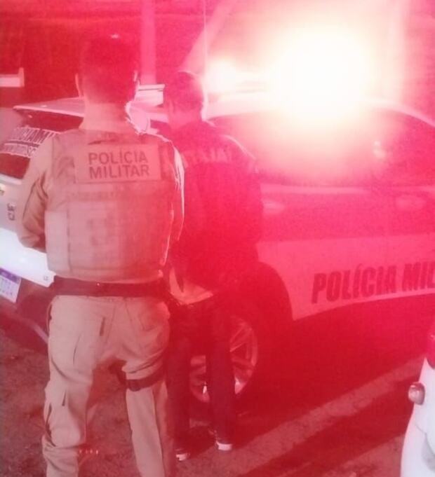 Balneário Piçarras – Procurado da justiça é preso na Avenida Beira Mar no Centro da cidade