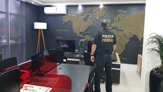 Fraude - PF desarticula organização criminosa envolvida em pirâmide financeira
