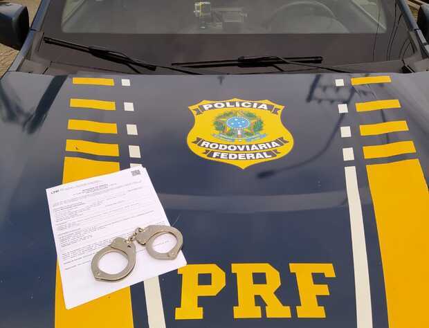 Na BR-470 - Foragido por assalto a caixa eletrônico é preso em Navegantes