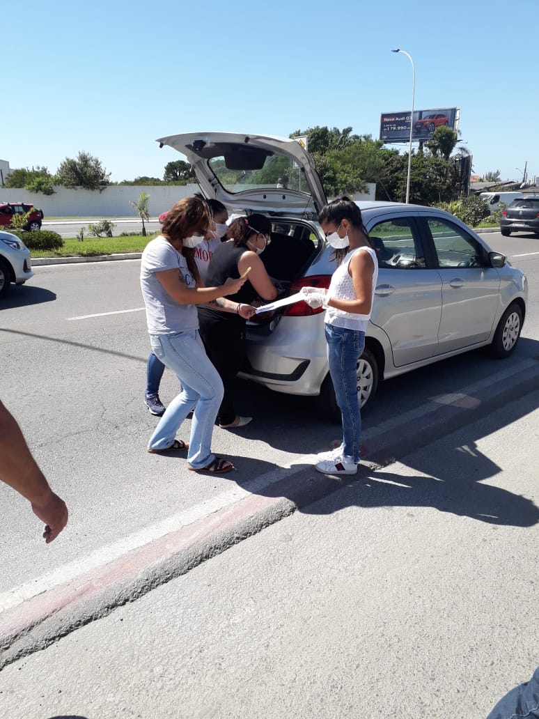 Em Navegantes: Veículo com transporte clandestino de amostras de COVID-19 é apreendido em barreira na entrada da cidade