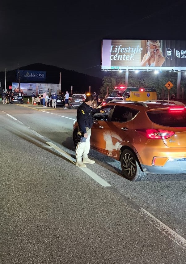 Operação Festa de Outubro - PRF flagra 253 motoristas sob efeito de álcool no fim de semana