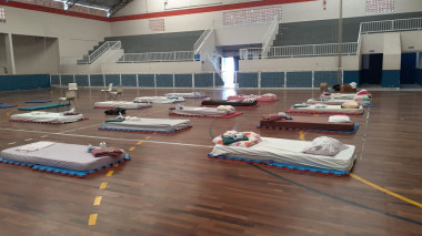 Coronavírus: Prefeitura de Penha monta abrigo para moradores em situação de rua