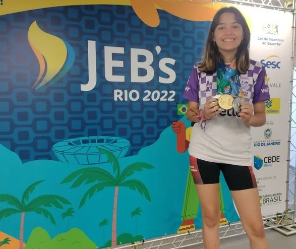 No tabuleiro - Enxadrista de Penha conquista ouro e pratas nos Jogos Escolares Brasileiros