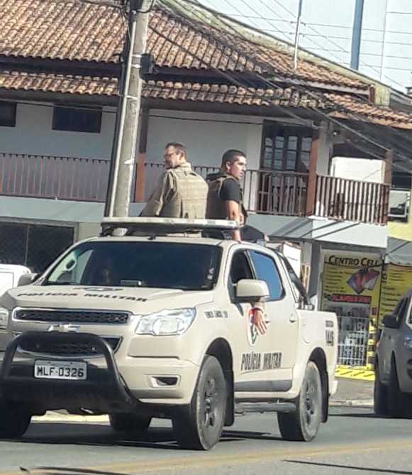 Barra Velha: Integrante de facção criminosa é preso com 380 quilos de cocaína, armas e munição