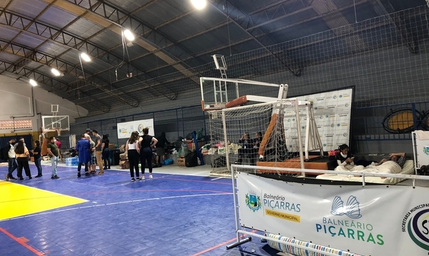 Chuvarada - Balneário Piçarras decreta situação de emergência em decorrência das fortes chuvas