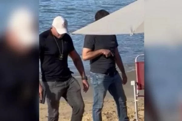 Tava de boa - Líder de facção gaúcha é preso curtindo praia em Balneário Camboriú