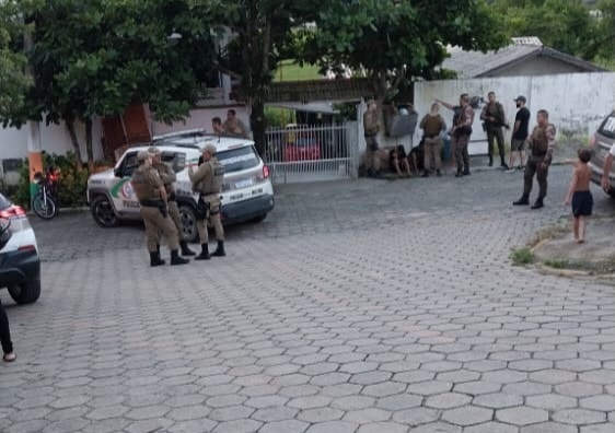 Se deram mal – Trio é preso após assalto e perseguição policial em Camboriú