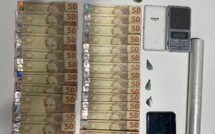 Itajaí - Traficante é preso com mais de 30 notas falsas de 50 reais