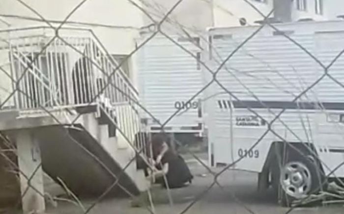 Queria o ap da vovó - Presa a neta acusada de matar a avó e depois esconder o corpo em mala no bairro Santa Regina em Itajaí