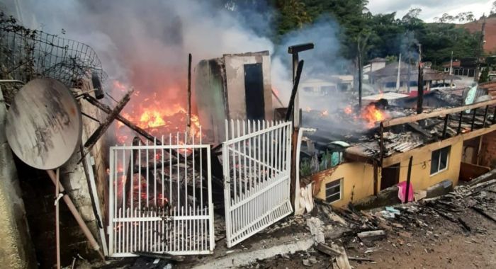 Tragédia - Criança de quatro anos morre em incêndio em Brusque