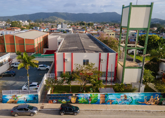 Novo endereço – CEJA de Penha agora está no Colégio Manoel Henrique de Assis (MHA), no Centro da cidade