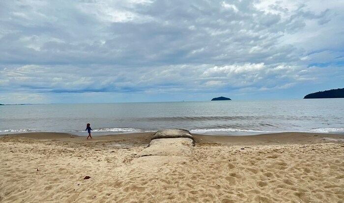 Novo Espigão - Assinada a ordem de serviço para a construção de novo molhe na Praia de Piçarras