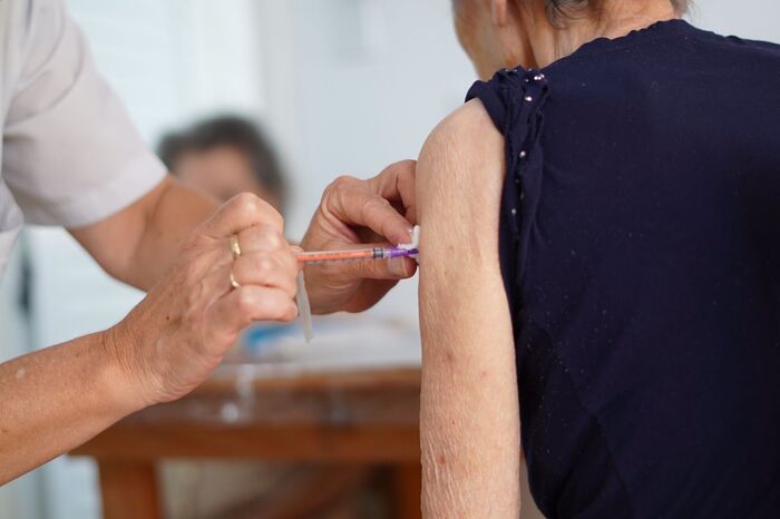 Penha - Saúde inicia nova fase da Campanha de Vacinação com doses bivalentes contra a Covid-19