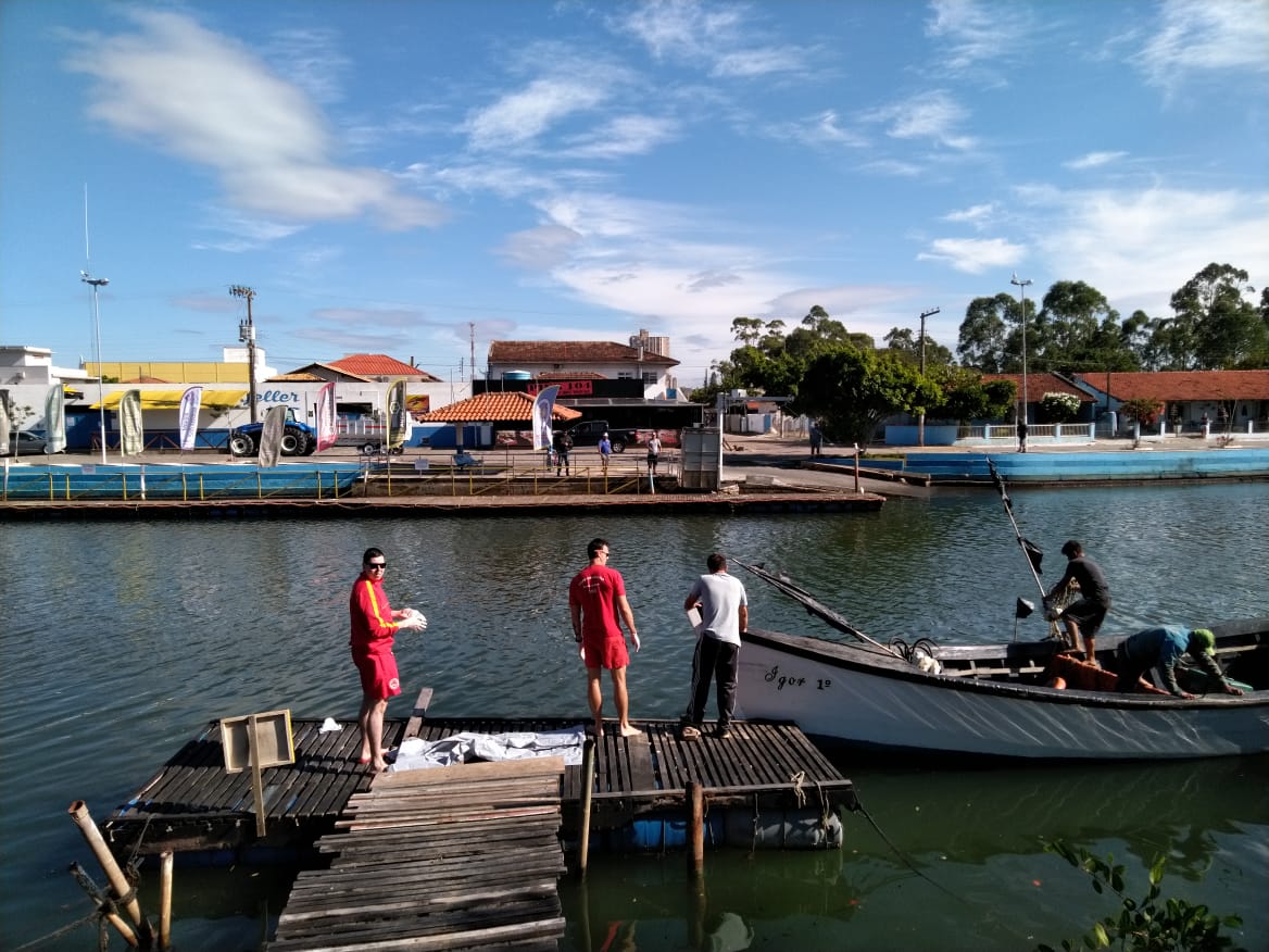 Penha: Corpo de homem que morreu afogado na Ilha Feia é encontrado por pescadores