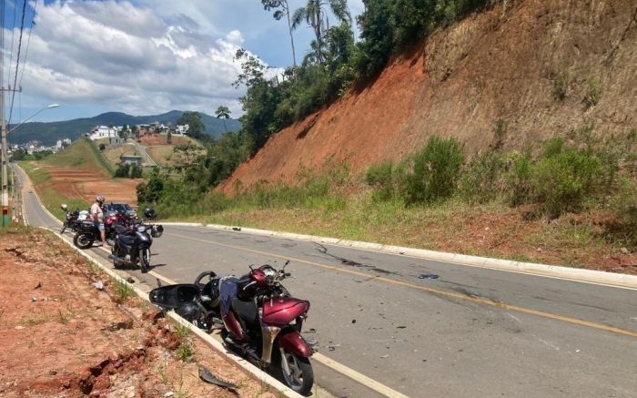 Camboriú - Motociclista morre e outro fica em estado grave em acidente no bairro Conde Vila Verde