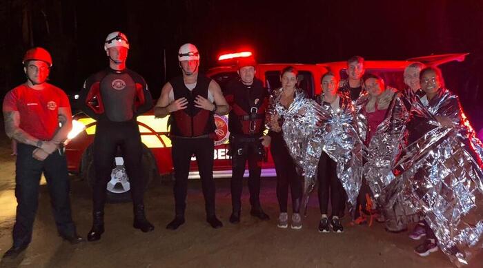 Garuva – Seis trilheiros são resgatados pelos bombeiros após ficarem ficam ilhados na região do rio Monte Crista
