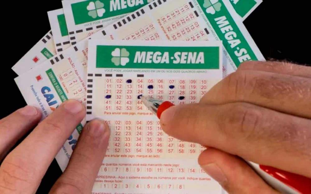 Sortudos - Quatro moradores de Santa Catarina ganham bolada na Mega-Sena