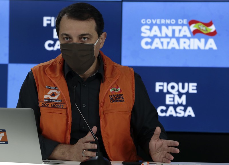 Coronavírus: Sobe para 717 o casos confirmados da COVID-19 em SC