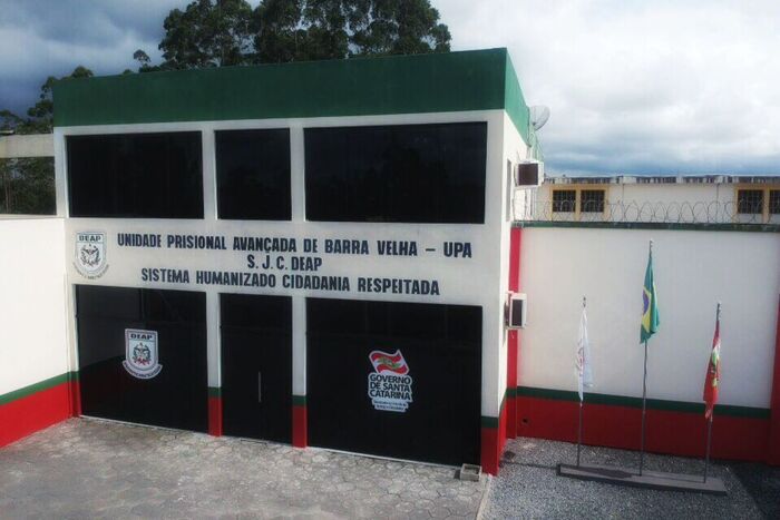 Só por videochamada - Visitas são suspensas na Unidade Prisional Avançada de Barra Velha 