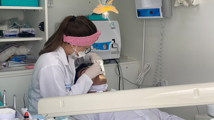 Penha - OdontoMóvel fará atendimentos amanhã (23) no São Nicolau 1