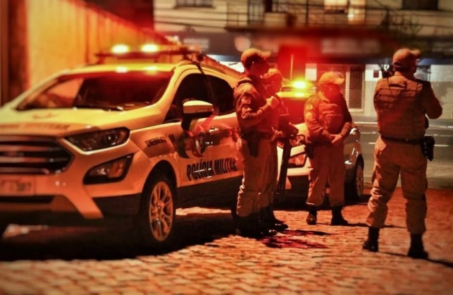 Desaparecida - Jovem de Pomerode é encontrada amarrada em construção de Jaraguá do Sul