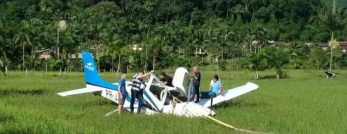 Massaranduba – Avião com quatro pessoas cai no bairro Patrimônio 1