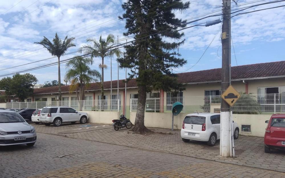 Barra Velha – Estudante dispara mensagens nas redes sociais com apologia ao crime e é levado para a Delegacia 