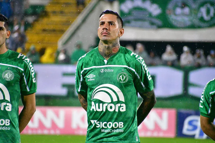 Penalidade Máxima – Victor Ramos, da Chapecoense, é alvo de operação que investiga “marmelada” nos resultados de futebol