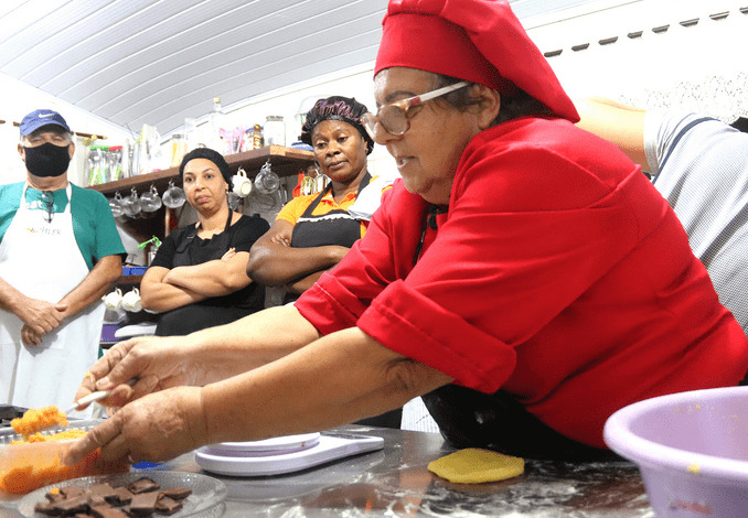 Penha - Inscrições gratuitas abertas para aulas na Escola de Arte Culinária Laci dos Santos Leite
