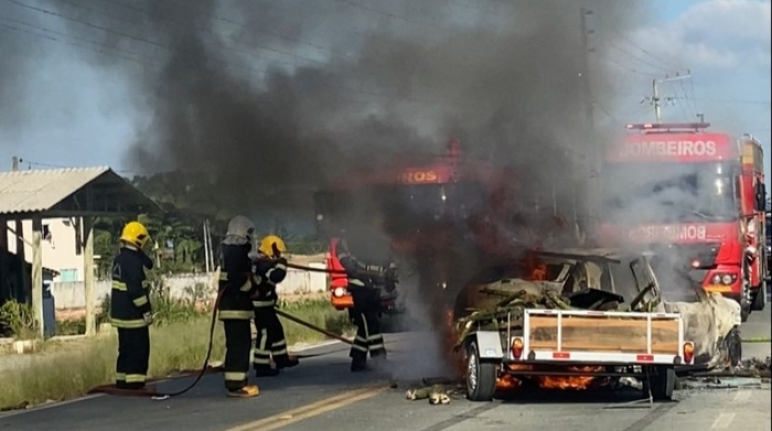 Navegantes - Motorista morre em acidente com retroescavadeira no bairro Escalvados