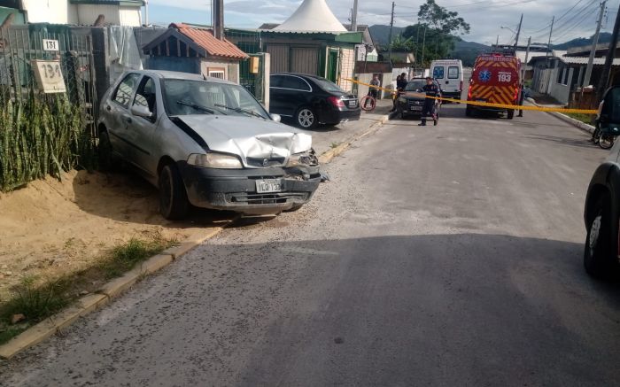 Itapema - Batida entre Palio e Mercedes Benz causa morte de senhor de 67 anos