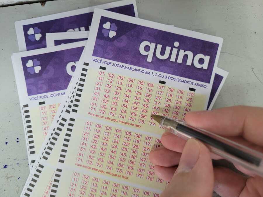 Sortudo de São José ganha mais de R$ 25 milhões com aposta simples na Quina