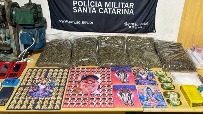 Balneário Camboriú – Homem de 26 anos é preso com drogas sintéticas na Avenida Dalmo Vieira