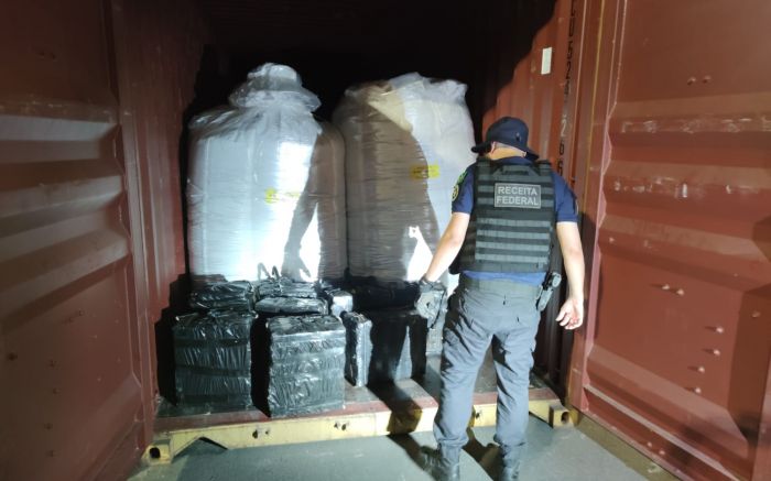 Navegantes – PF e Receita Federal apreendem 329 quilos de cocaína na Portonave 
