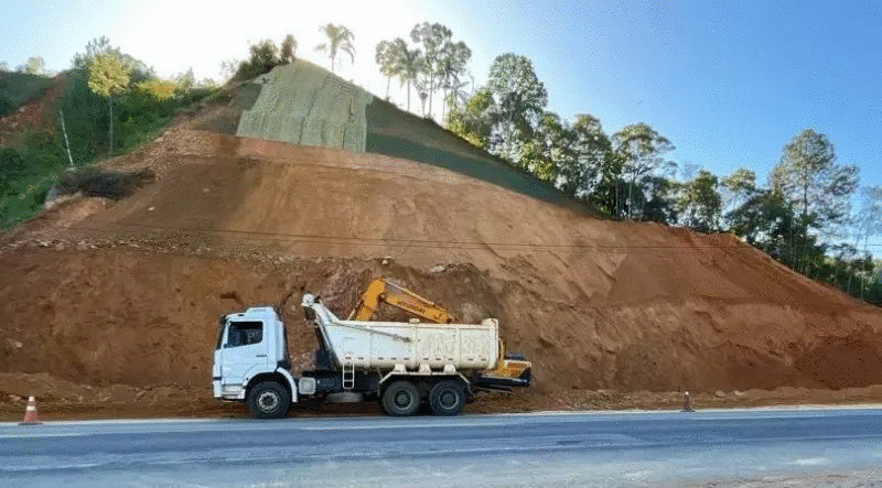 BR-470 terá bloqueio para detonação de rochas em Gaspar