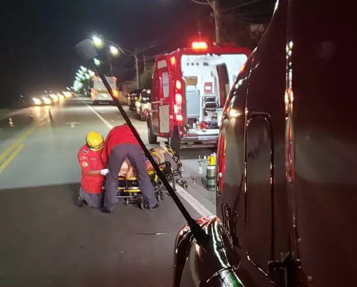 Ilhota - Ciclista é atropelado por ônibus e fica ferido em estado grave