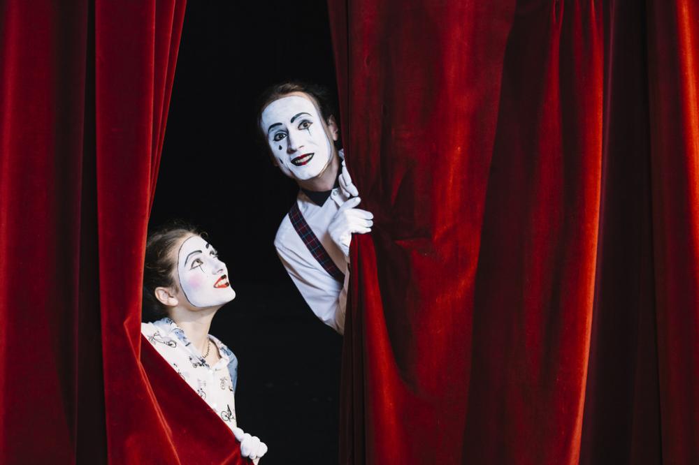 Balneário Piçarras - 1ª Mostra de Teatro e Circo de Rua 