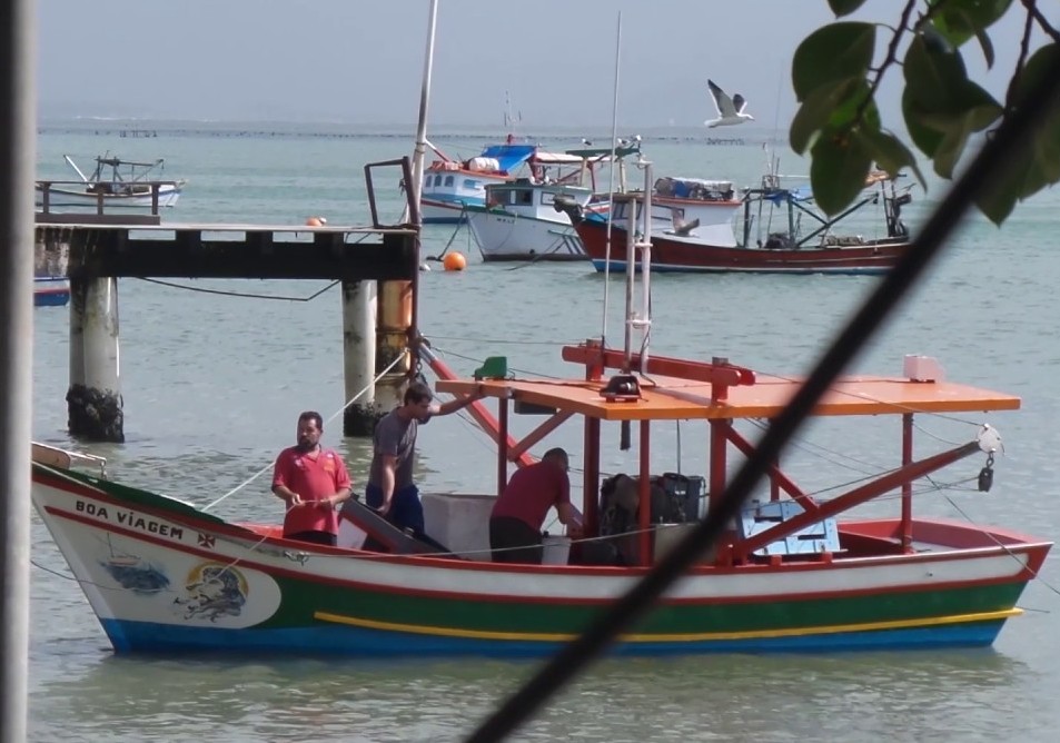 Penha: Secretaria da Pesca da Prefeitura de Penha inicia entrega dos kits a pescadores artesanais