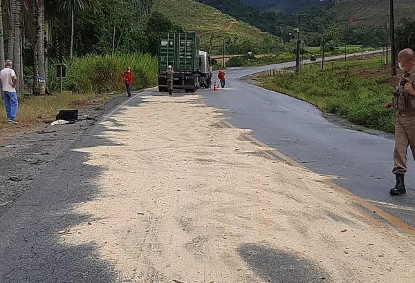 São João do Itaperiú: Jovem de 26 anos morre em acidente na SC-415