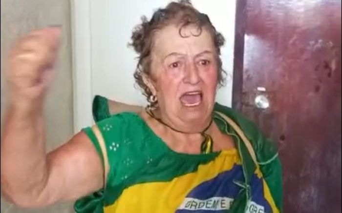 Moradora de SC que invadiu o STF vira ré por cinco crimes pelos atos de 8 de janeiro