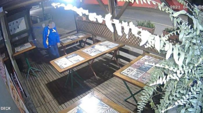 Barra Velha – Arrombadores “visitam” comércios de Barra Velha durante a madrugada